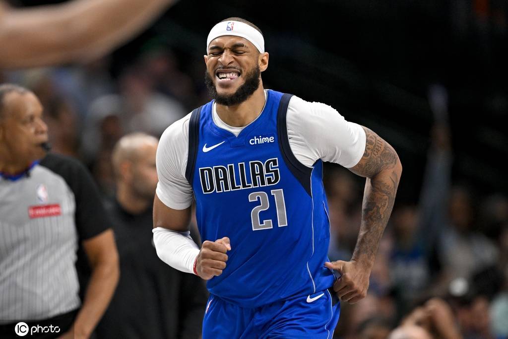 性价比拉满！加福德3年5400万提前续约独行侠