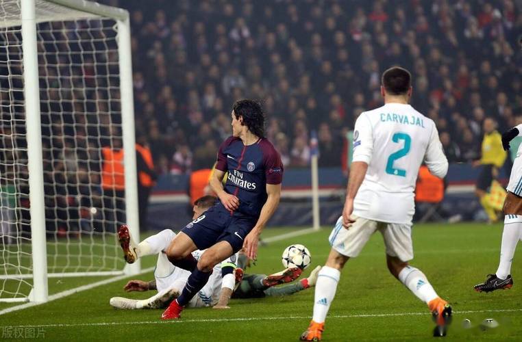 法甲对决！巴黎圣曼 VS 昂热，榜首之争与强者对话的较量